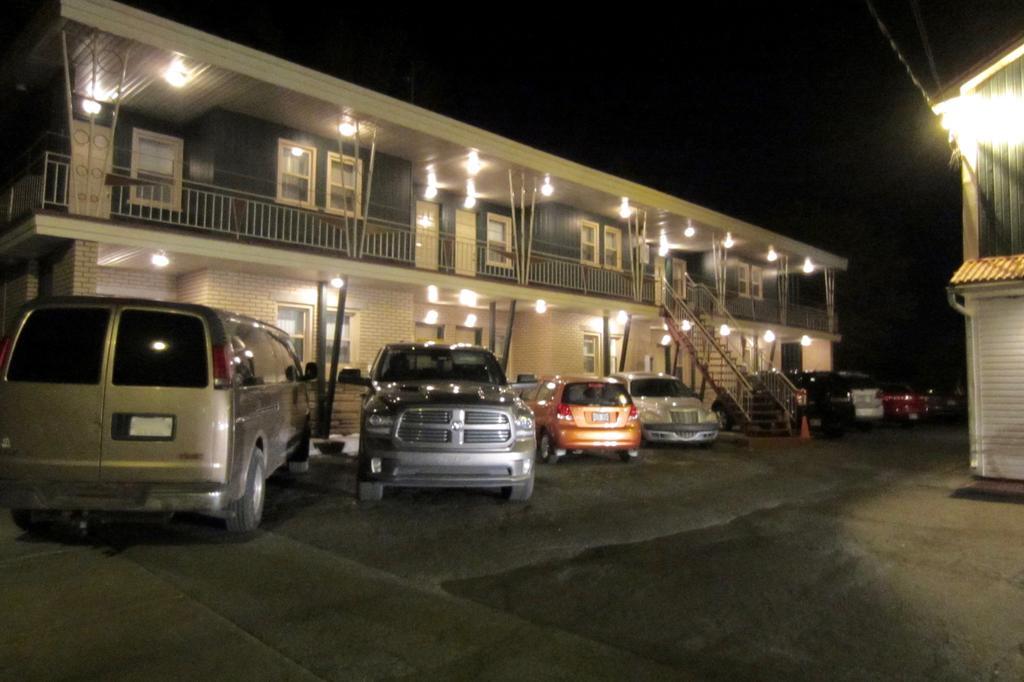 Motel Saint-Hilaire Mont-Saint-Hilaire Extérieur photo