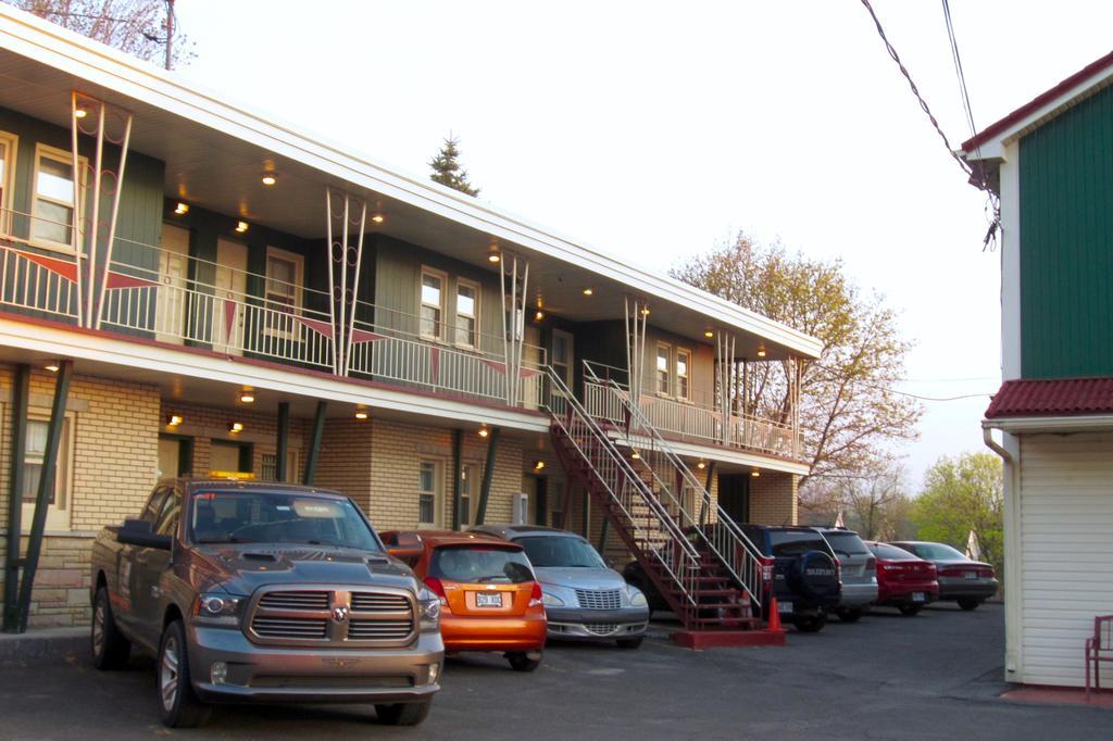 Motel Saint-Hilaire Mont-Saint-Hilaire Extérieur photo